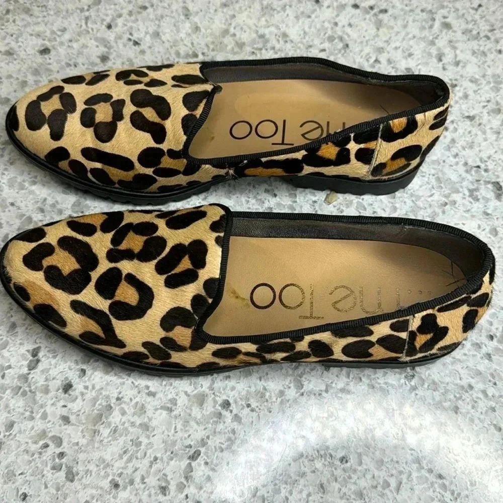 Me TOO Cambrie Tan Black Jaguar Haircalf size 6 no signs of wear flats - Picture 2 of 7